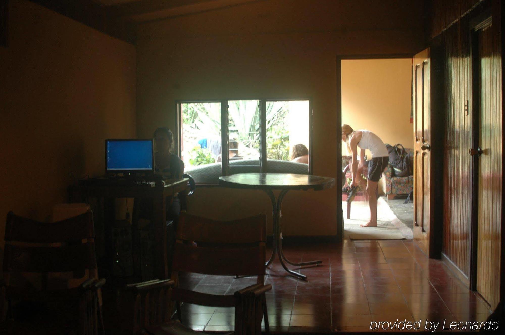 Hostel Monteverde Backpackers Экстерьер фото